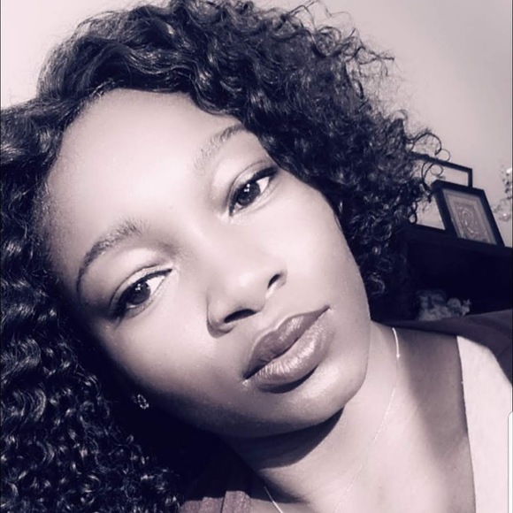 Meet your Posher, Betsy - Picture 1 of 1